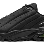 TRIPLE BLACK