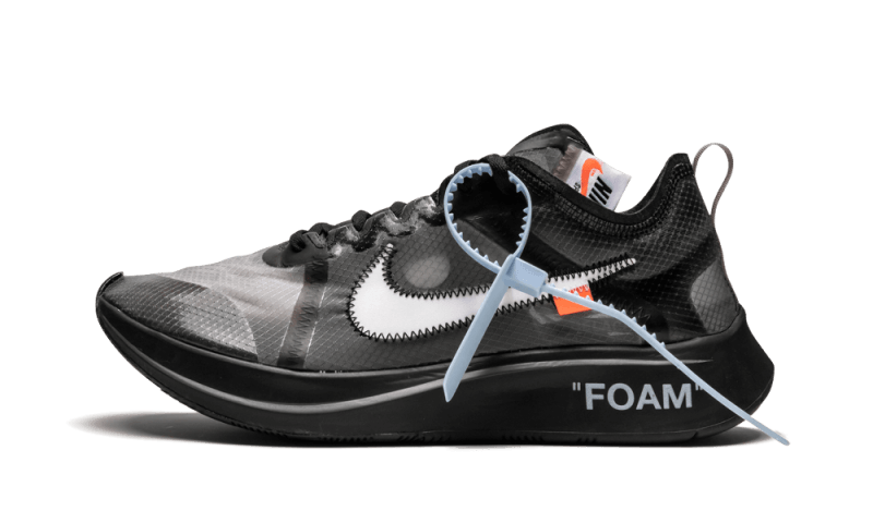 zoom-fly-off-white-black-silver-363422_800x.png Zoom Fly Silver - immagine 1