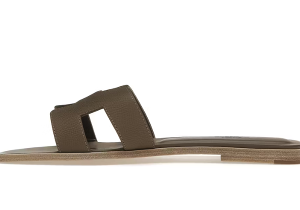 Hrs –  Sandalo Etoupe