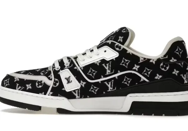LV – BLACK MONOGRAM TEXTILE