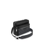 LV SACOCHE CLOUD – BLACK