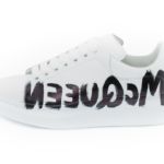 A. MQ –  GRAFFITI OVERSIZE WHITE